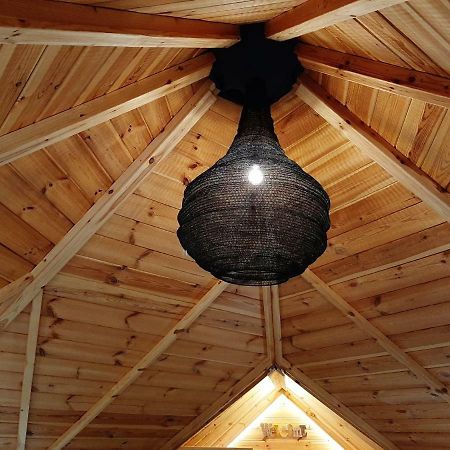 La Cabane De L'Atelier Bomal Kültér fotó