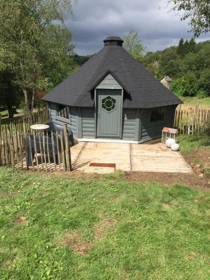 La Cabane De L'Atelier Bomal Kültér fotó